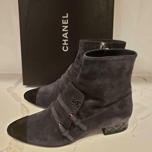 CHANEL 18B Suede Buckled Pointed Toe Short Ankle Booties Boots - Picture 6 of 12